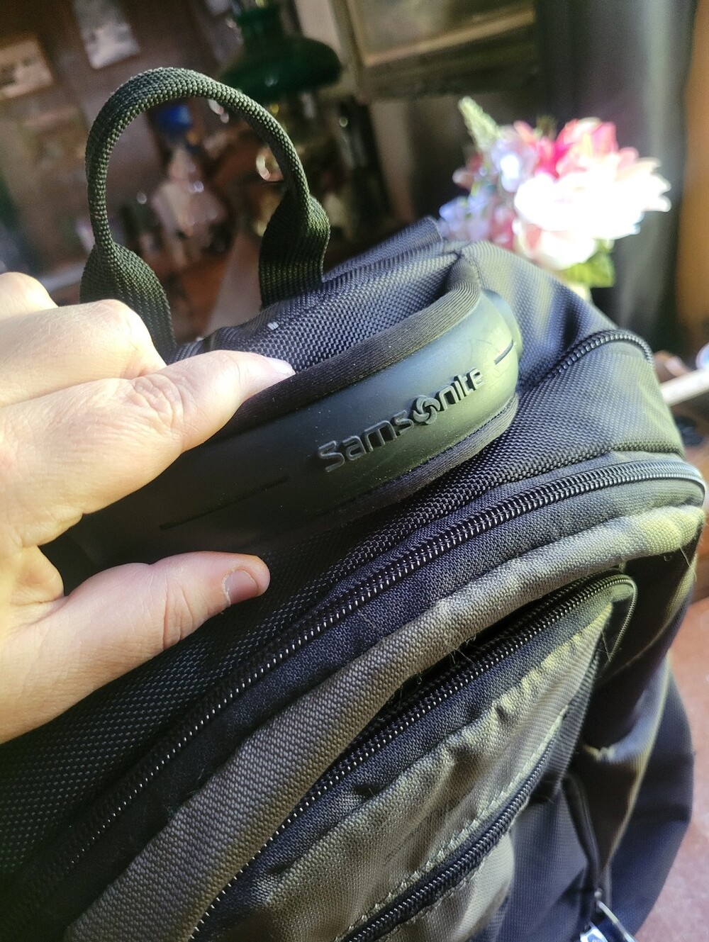 Samsonite Tectonic Backpack (Medium) - Picture 14 of 16